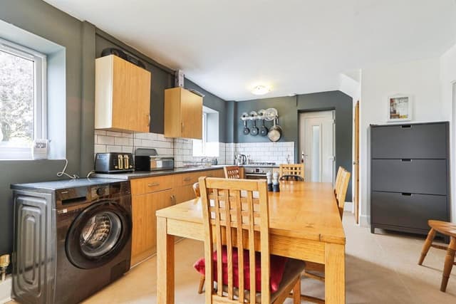 Hawthorn Road, Yeadon, Leeds 3