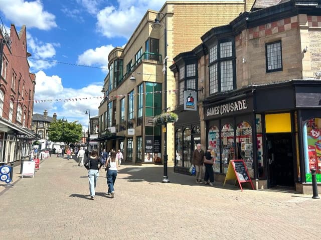 Harrogate High Street Property 2
